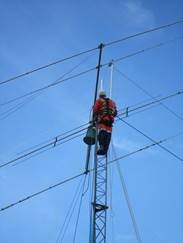 ZL4JH up the mast.